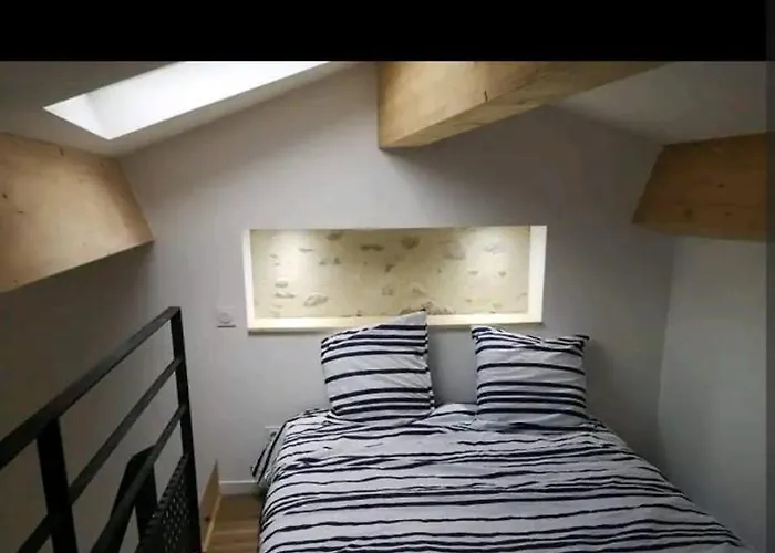 Duplex Refait A Neuf Dans Vieille Batisse